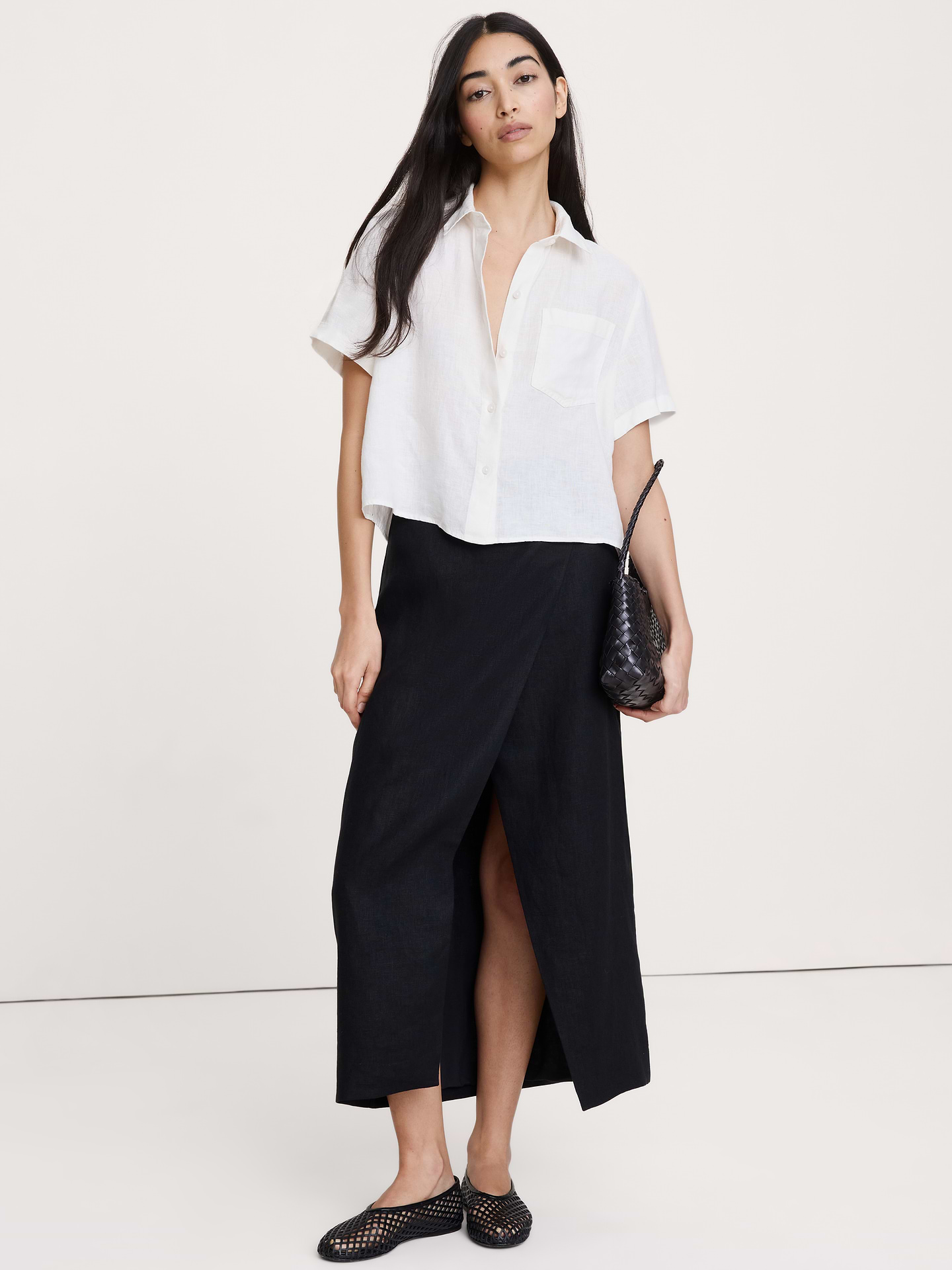 Image number 1 showing, The Boxy Crop Shirt in Linen