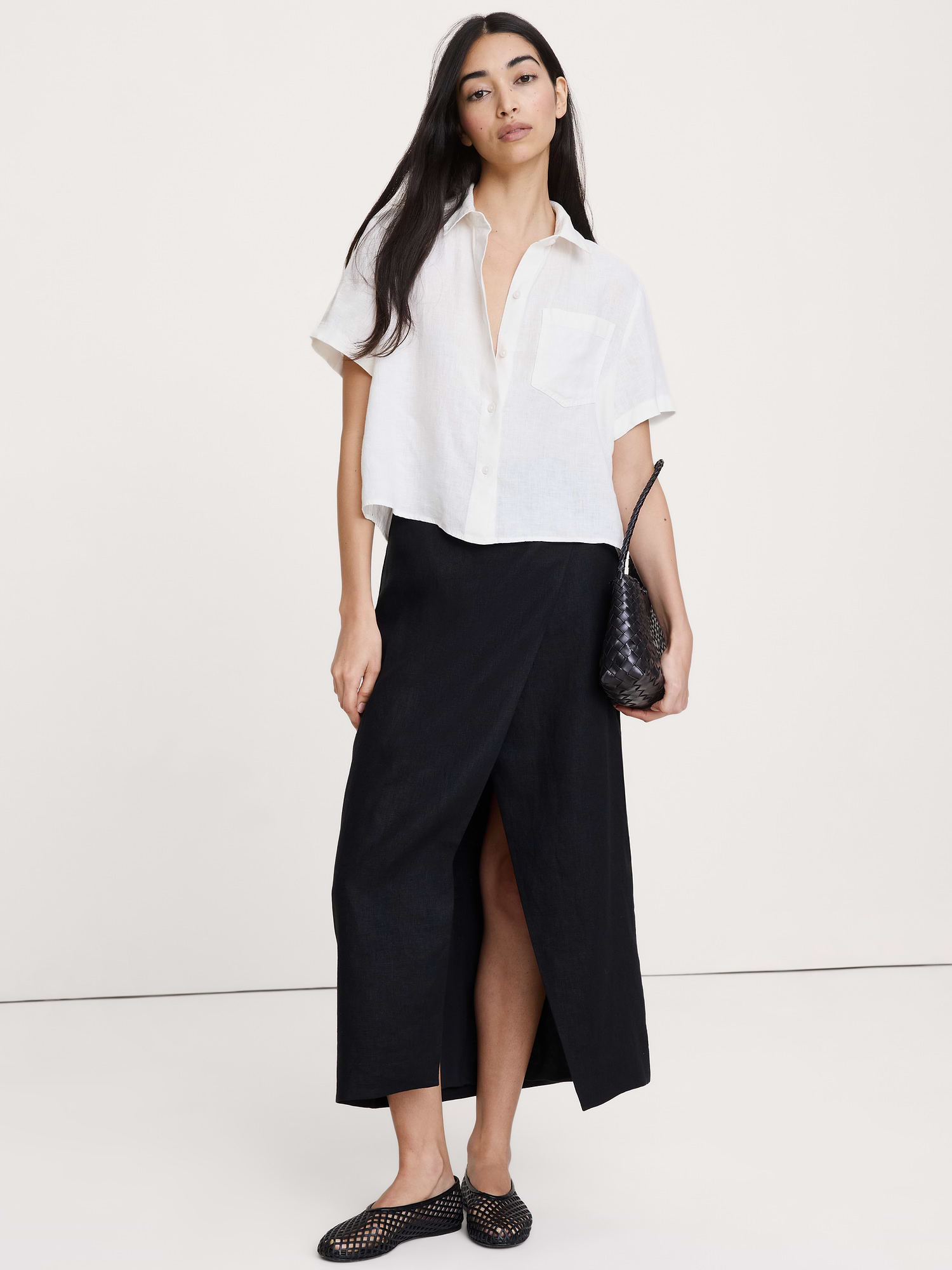 Banana Republic The Boxy Crop Shirt in Linen INTERNATIONAL SHIPPING