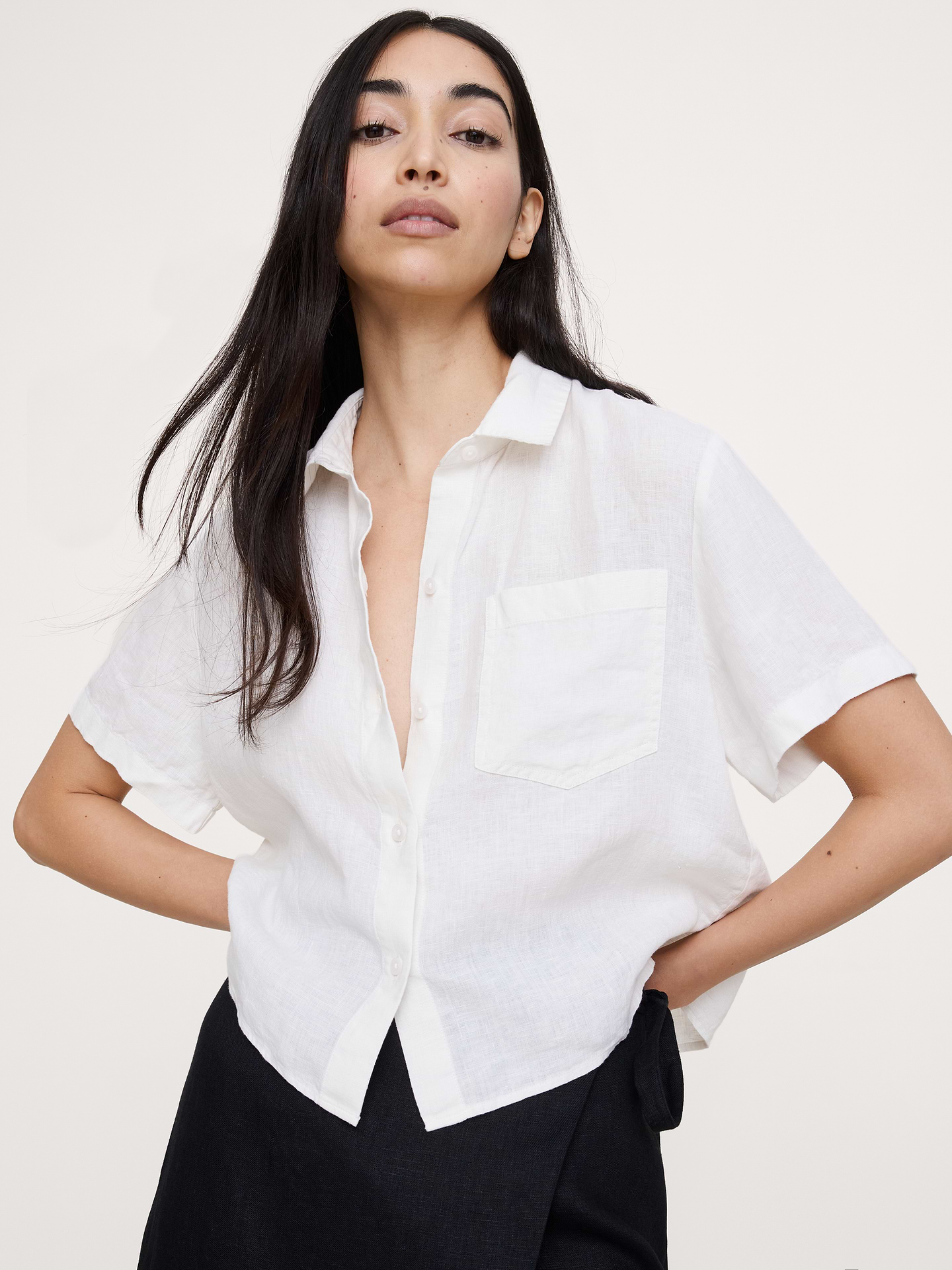 Image number 3 showing, The Boxy Crop Shirt in Linen