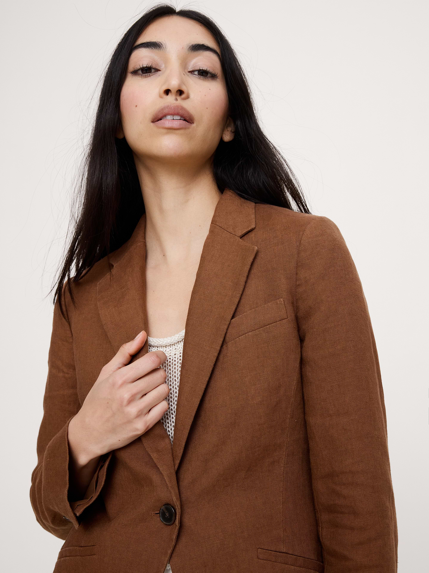 L'image numéro 3 présente Blazer ajusté en lin