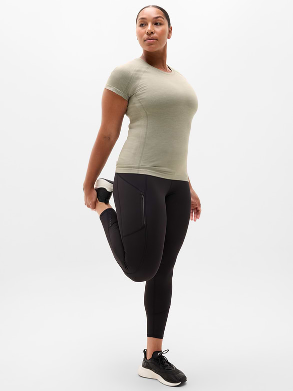 Momentum Flex Tee