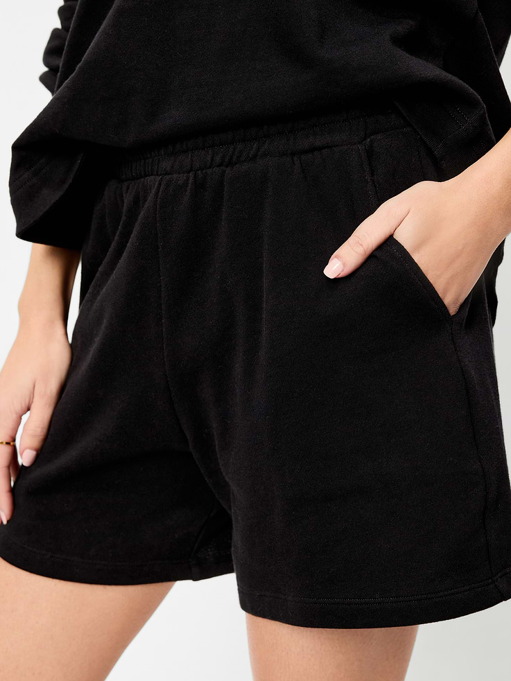 Image number 4 showing, High-Waisted Relaxed Shorts -- 5-inch inseam