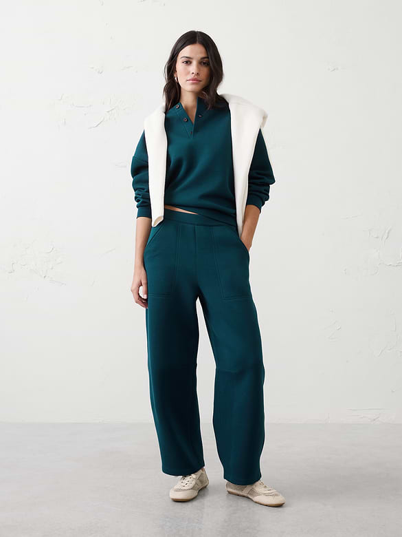 Weekender Slim Barrel High-Rise Pant