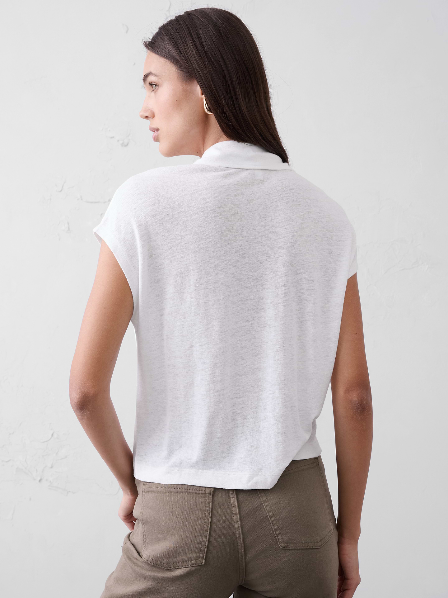 Image number 2 showing, Linen-Blend Collared Top