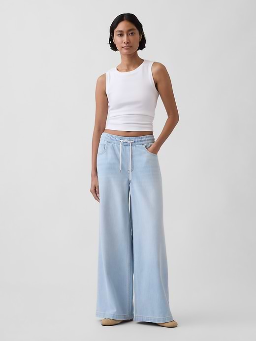 Mid Rise UltraSoft Easy Baggy Jeans - Light indigo by Gap