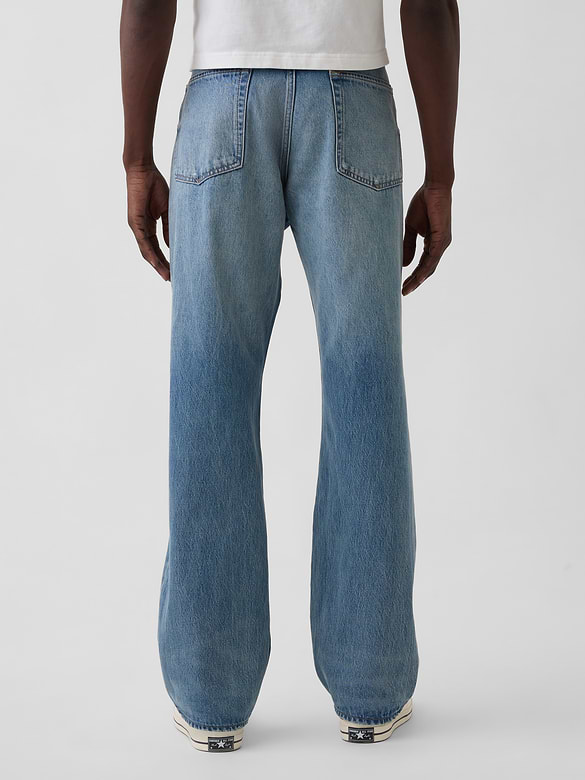 Relaxed Straight Jeans