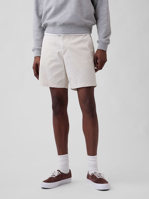 7" Essential Khaki Shorts