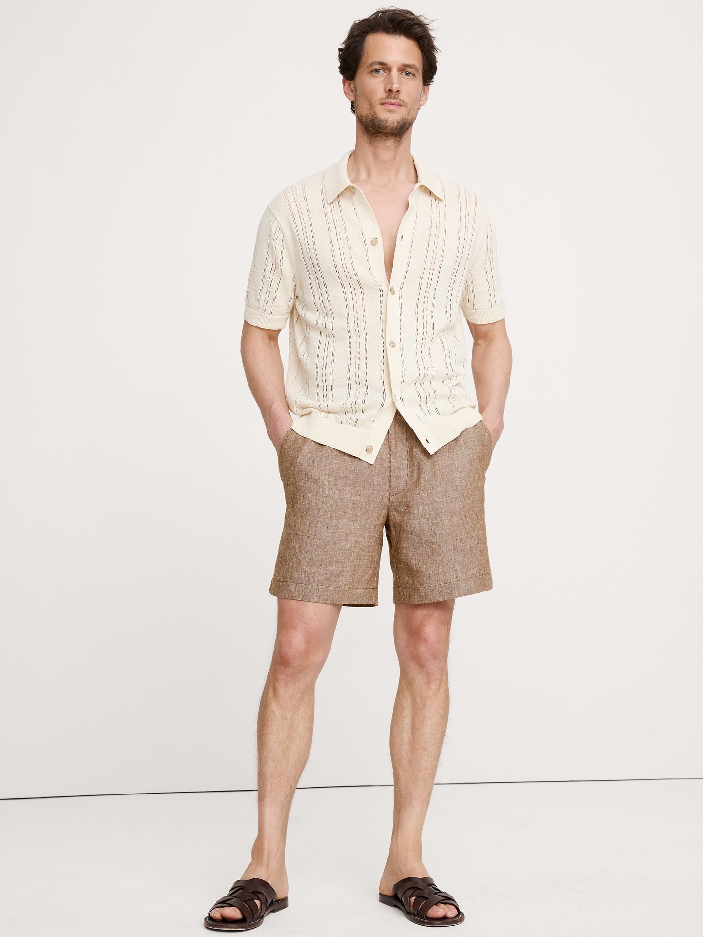 Image number 1 showing, 7" Linen Pull-On Short