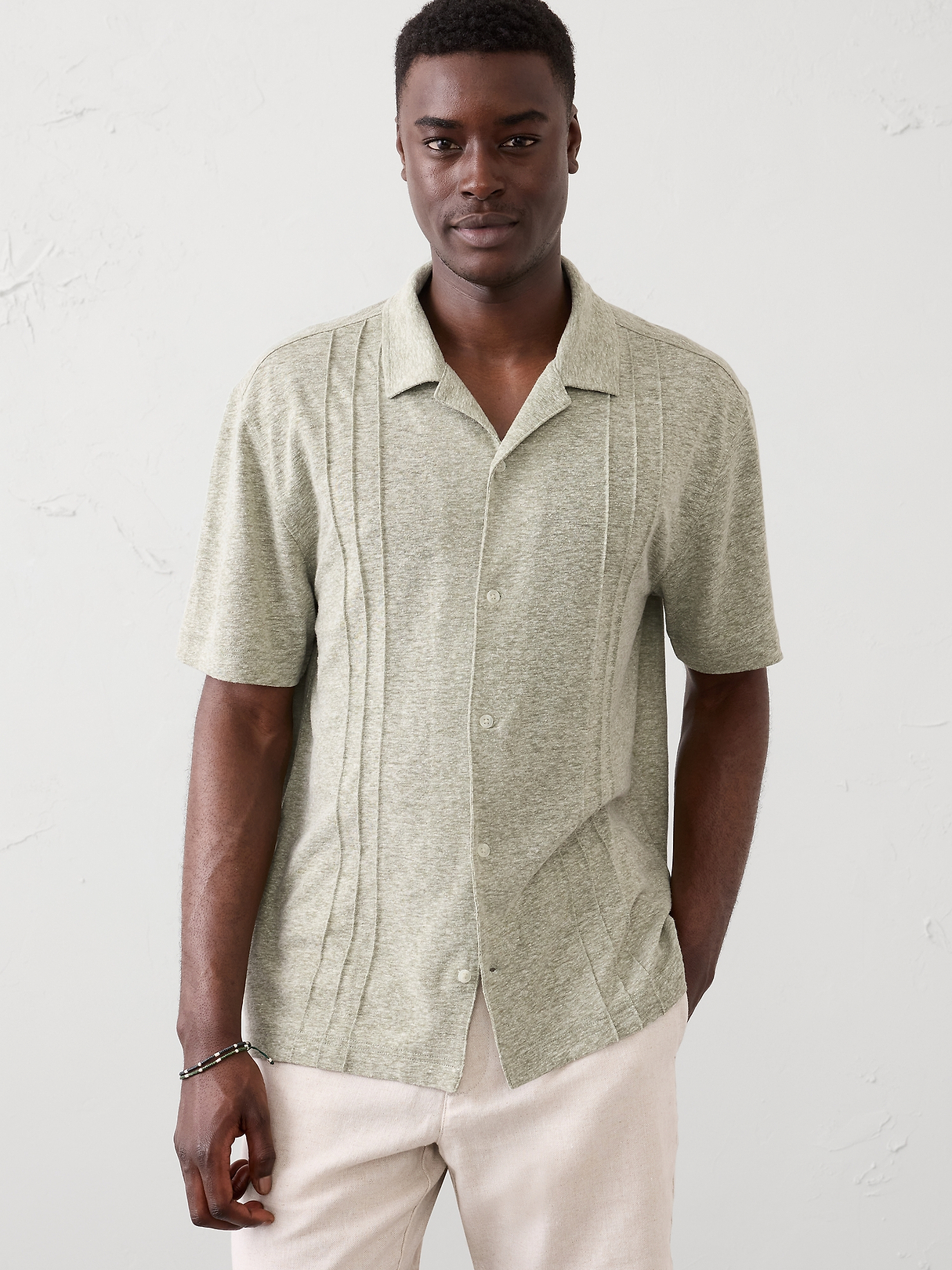 Standard-Fit Linen-Blend Pintuck Polo | Banana Republic Factory