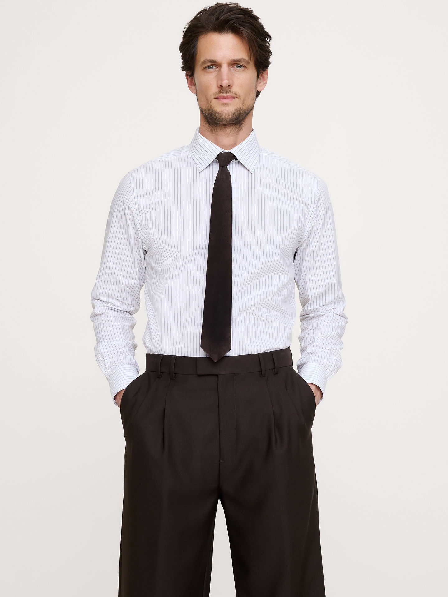 L'image numéro 1 présente Chemise habillée standard infroissable