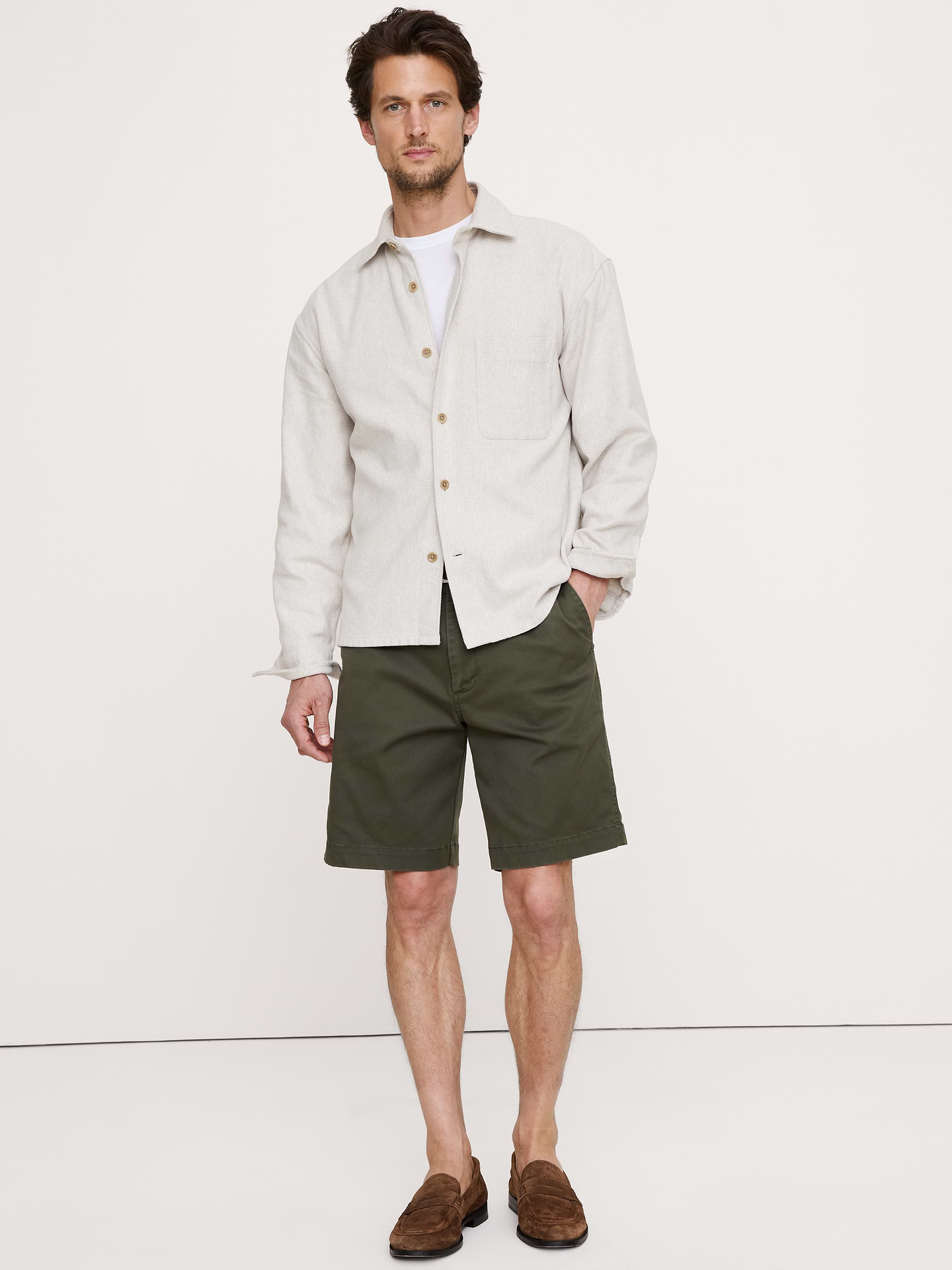 L'image numéro 1 présente Short en chino rodé 23 cm 