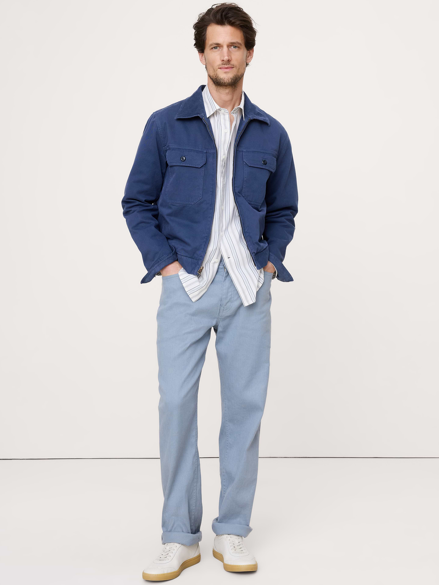 L'image numéro 1 présente Pantalon Voyageur droit en lin et coton