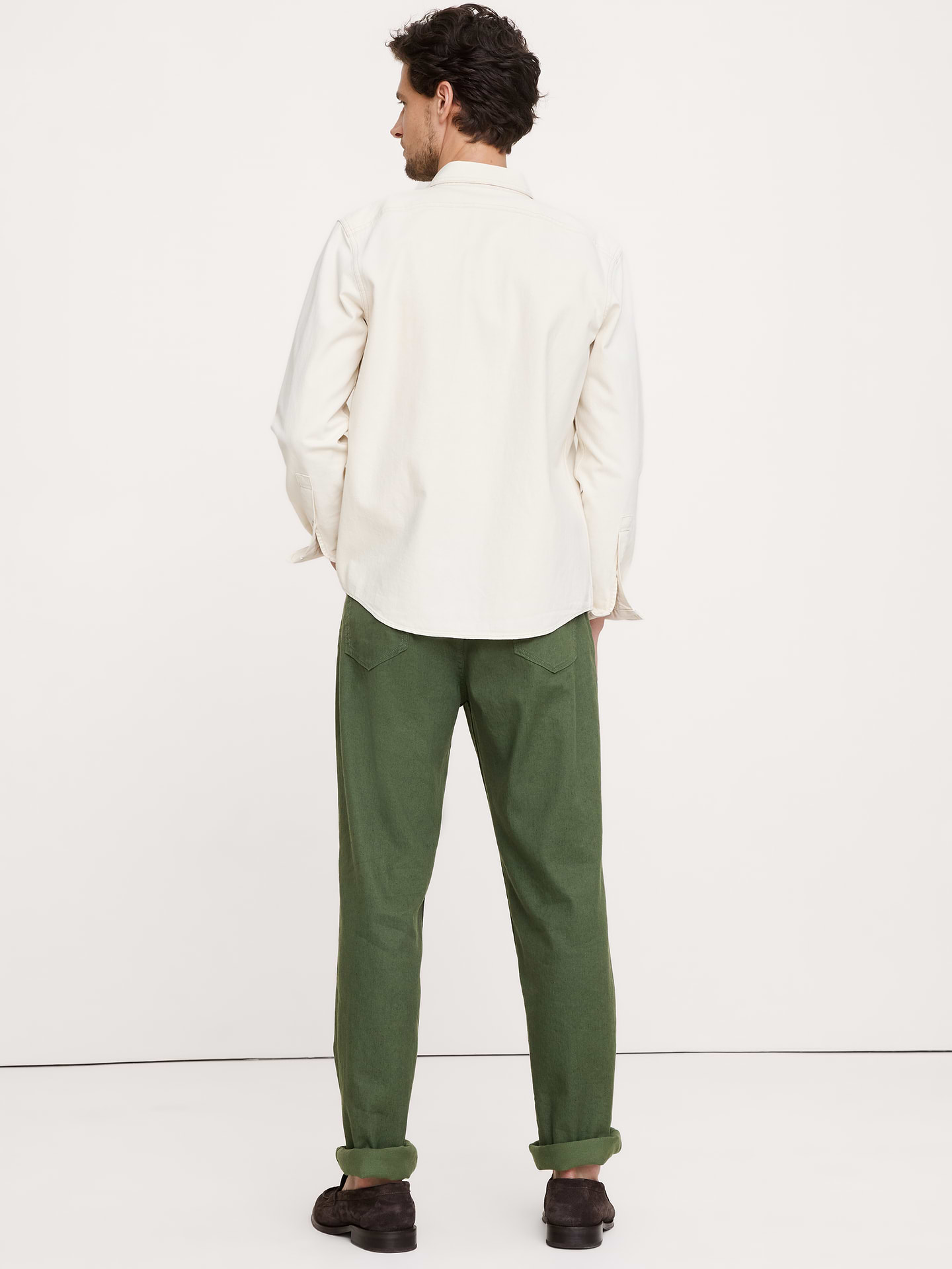 L'image numéro 2 présente Pantalon Voyageur droit en lin et coton