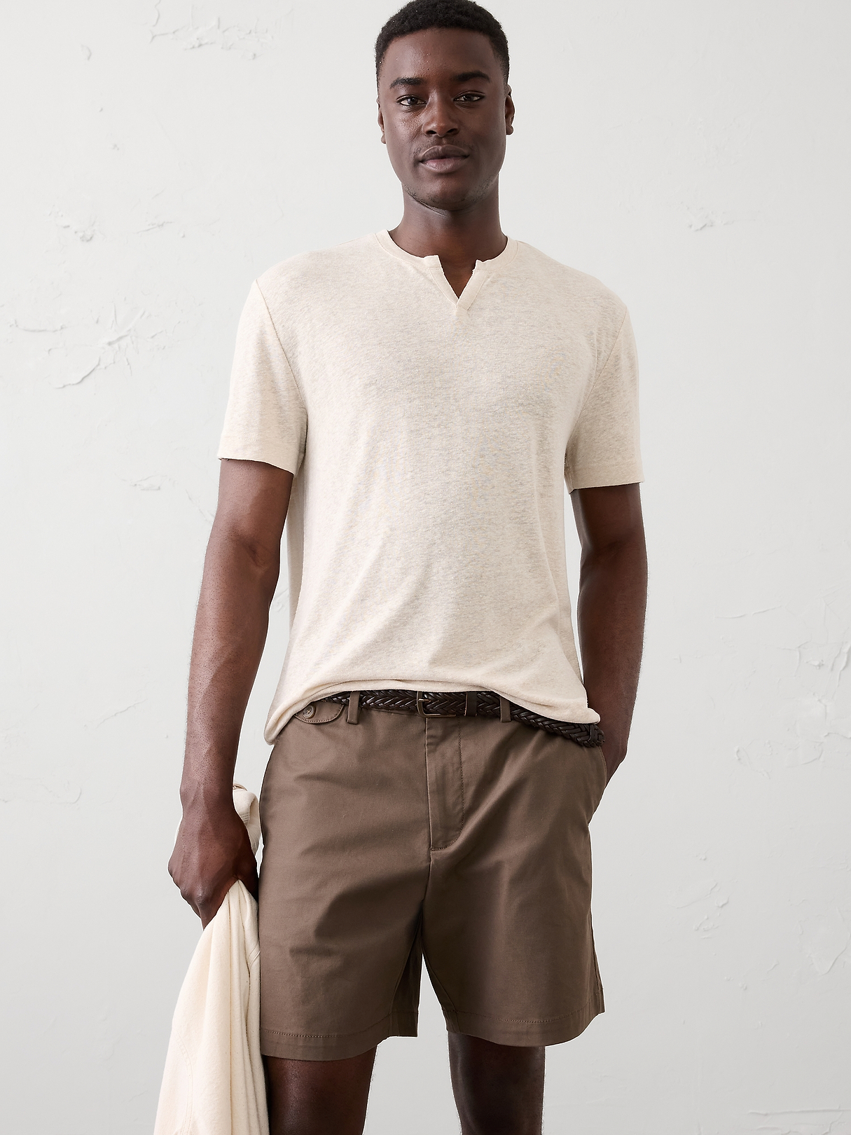 Standard-Fit Linen-Blend Notch T-Shirt | Banana Republic Factory
