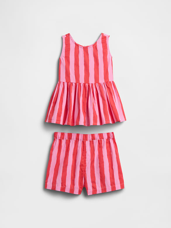 babyGap Two-Piece Outfit Set