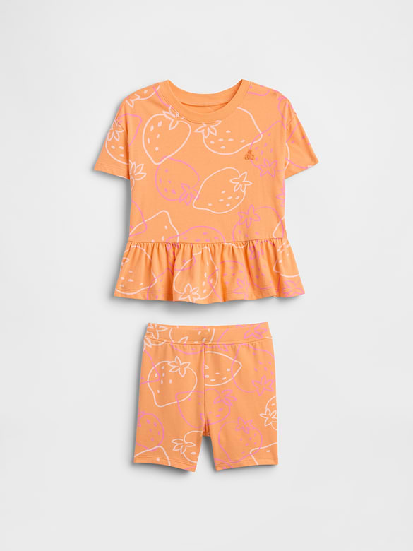 babyGap Two-Piece Outfit Set