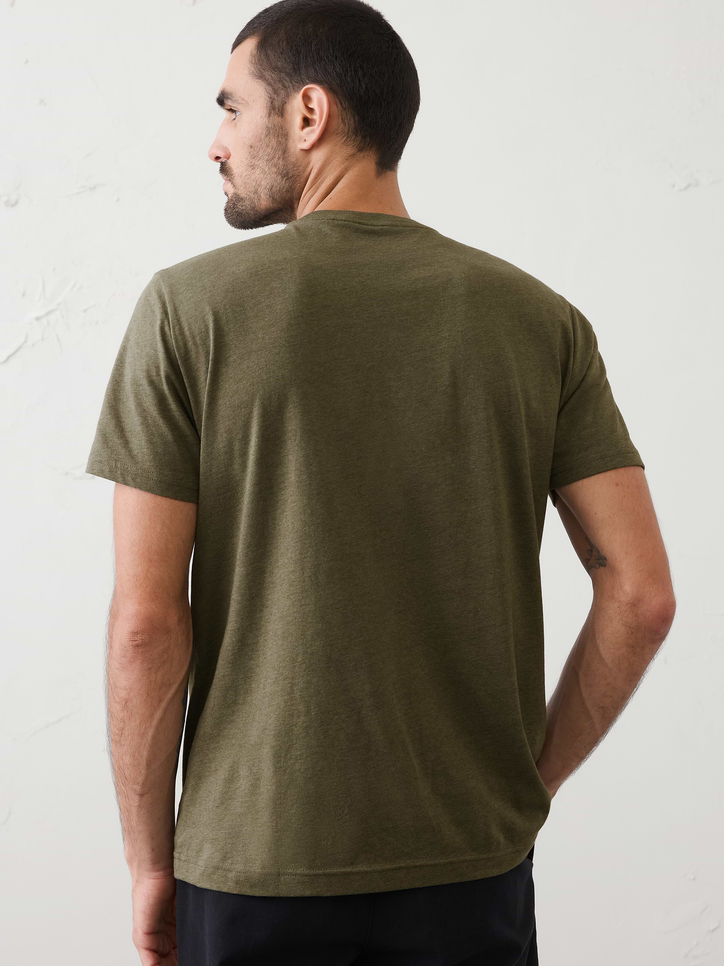 L'image numéro 8 présente T-shirt de qualité supérieure ras du cou de coupe standard