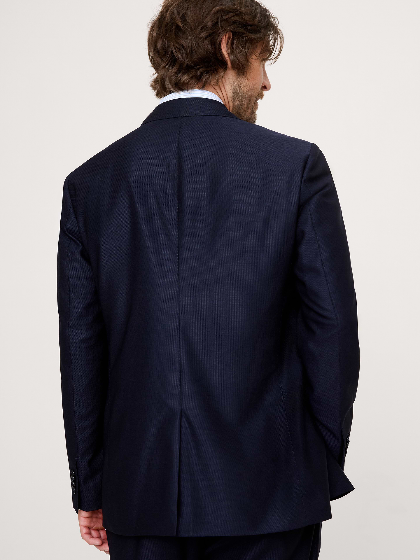 L'image numéro 8 présente Veste de complet en tissu panama italien signature