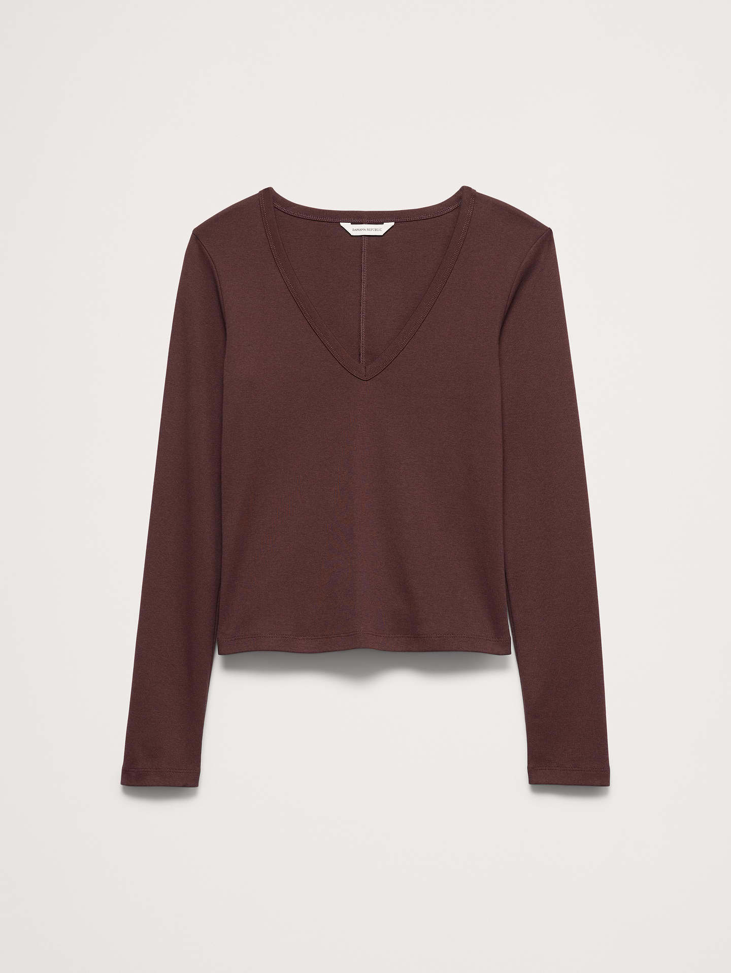 Image number 5 showing, Minimalist Cotton Long-Sleeve V-Neck T-Shirt