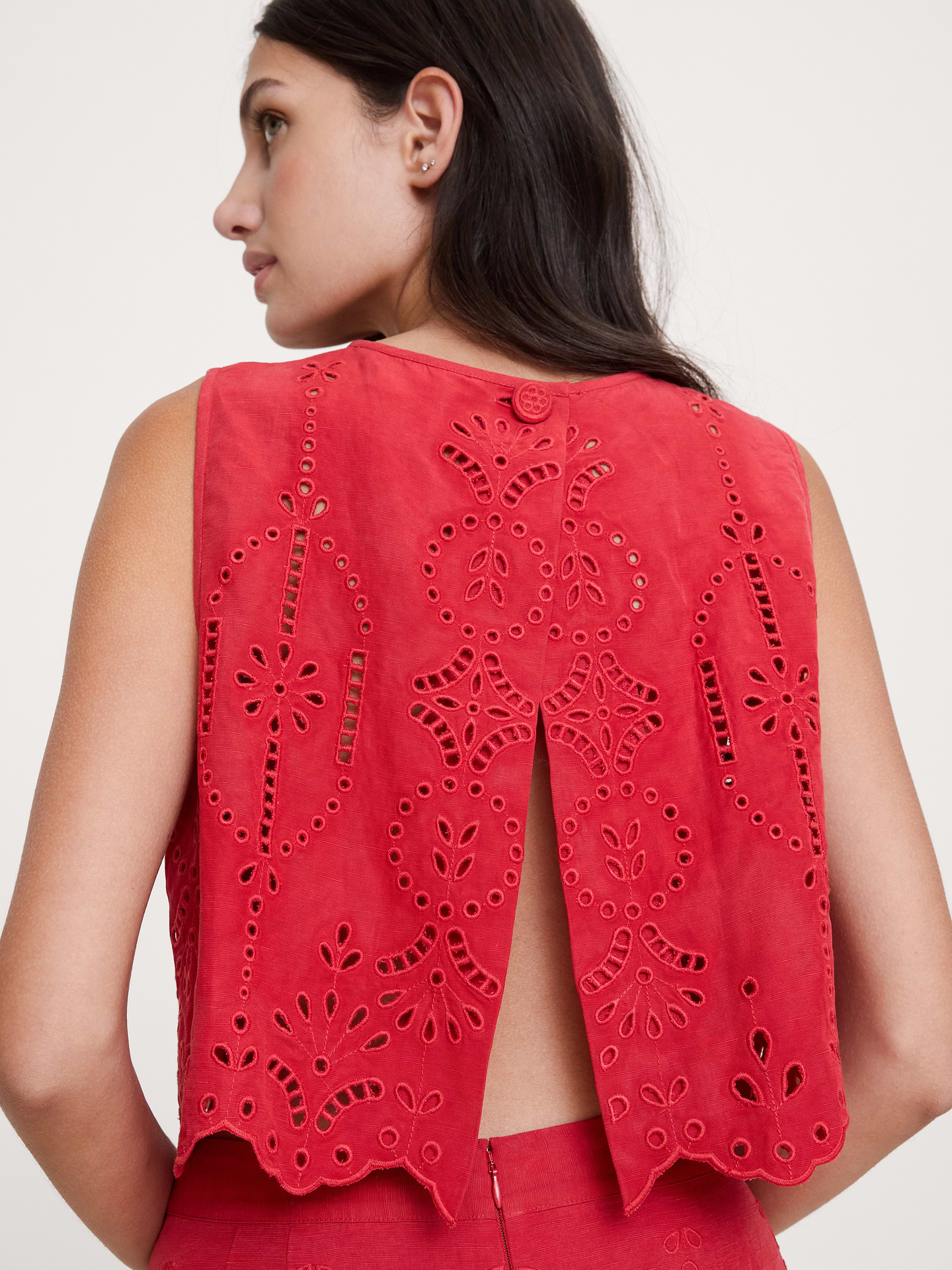 Image number 2 showing, Tencel™-Linen Eyelet Tank