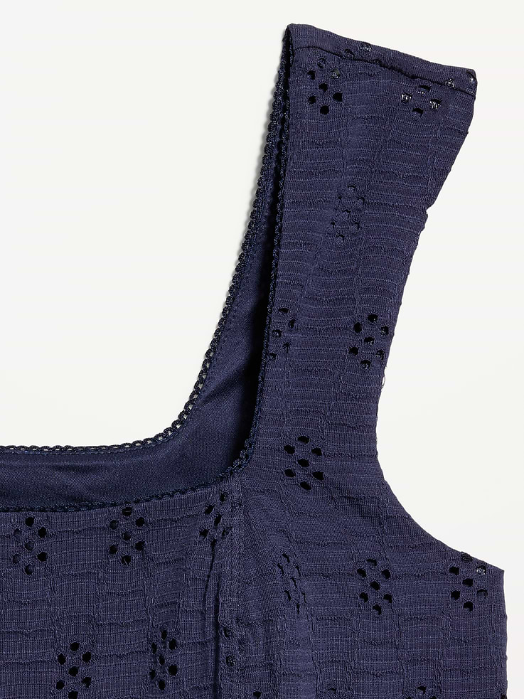 L'image numéro 4 présente Camisole à broderie anglaise à corsage cousu