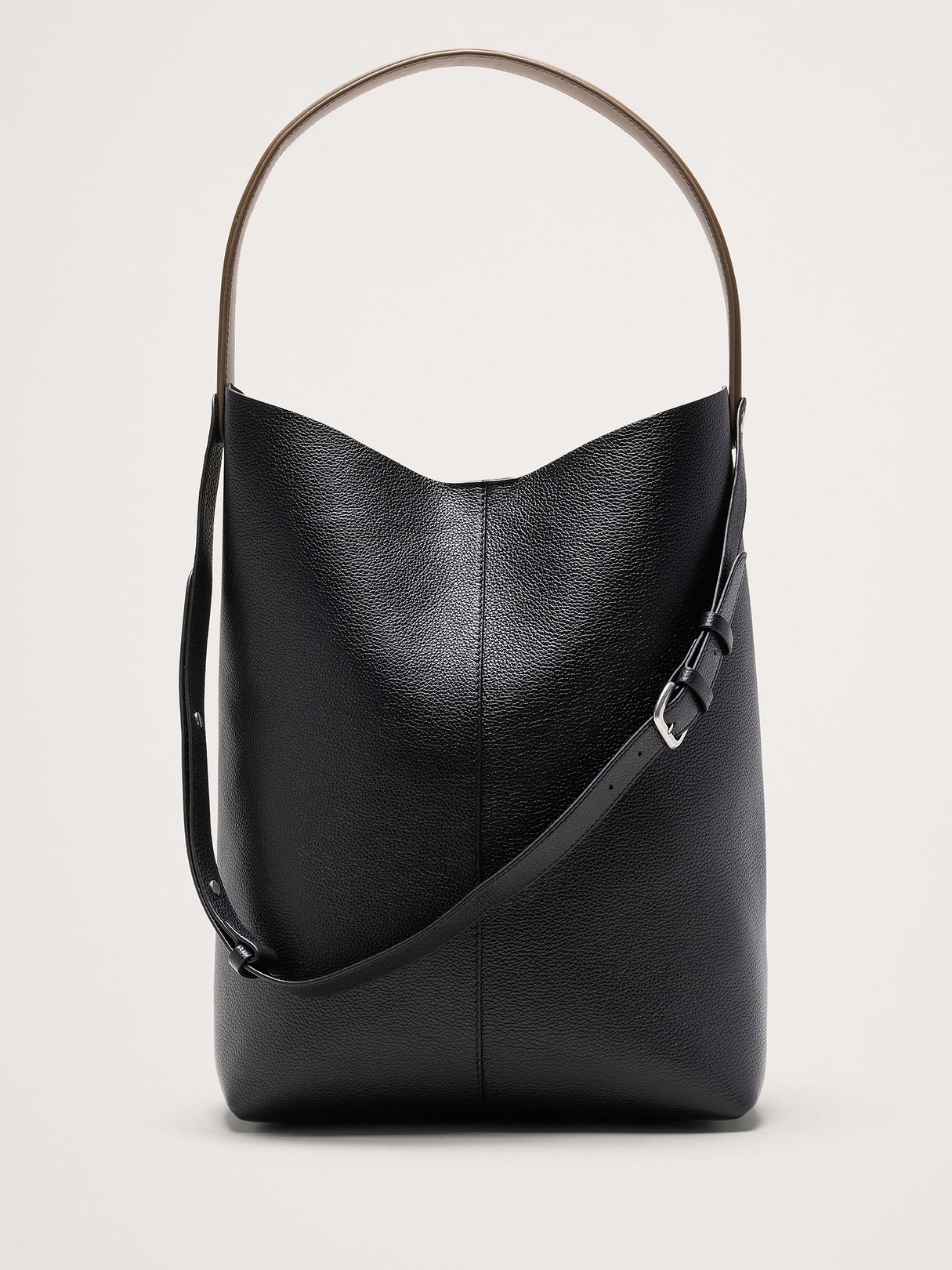 Slouchy Vida Italian Leather Bag | Banana Republic