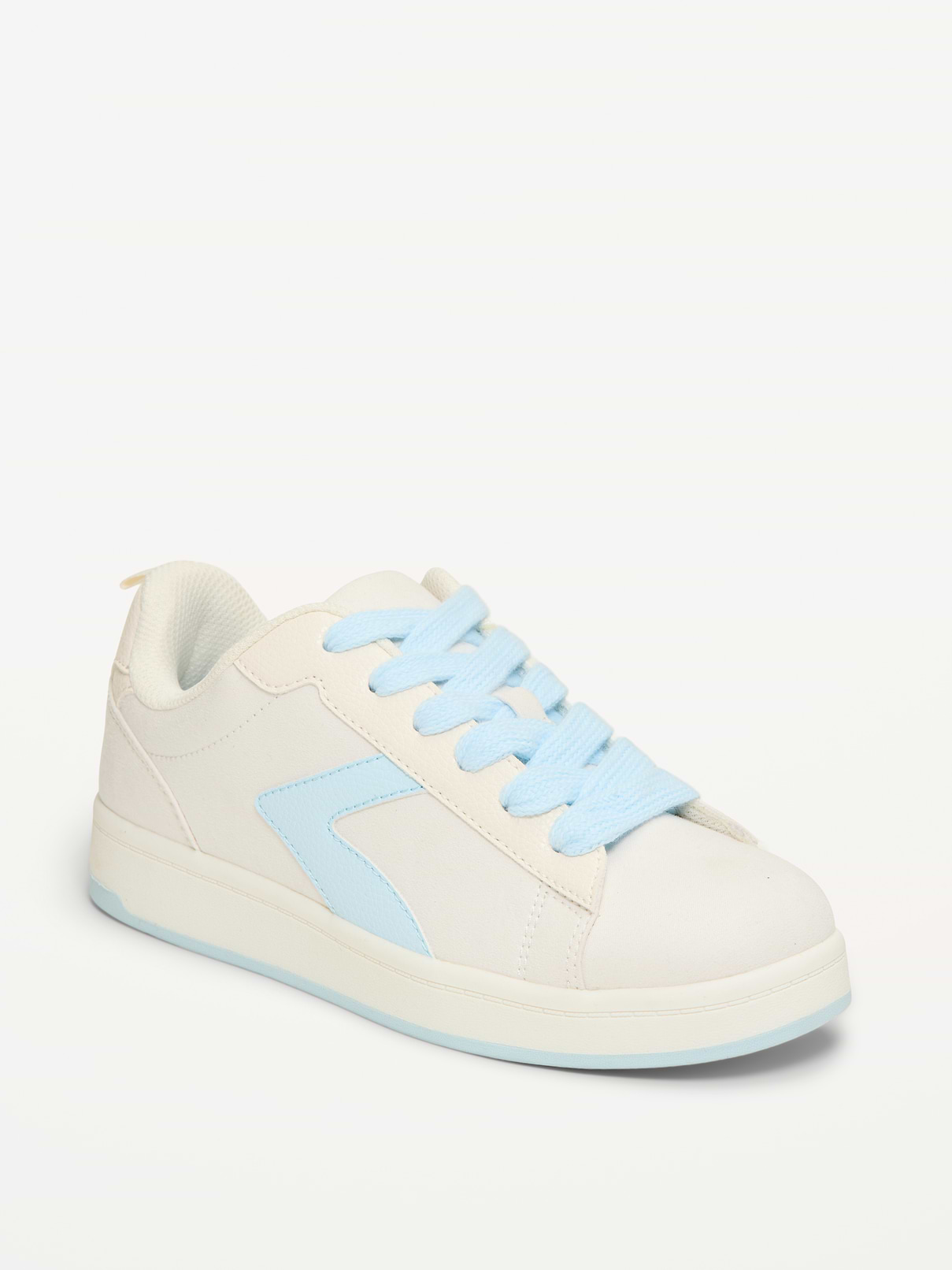 L'image numéro 1 présente Chaussures de sport lacées en suédine pour fille