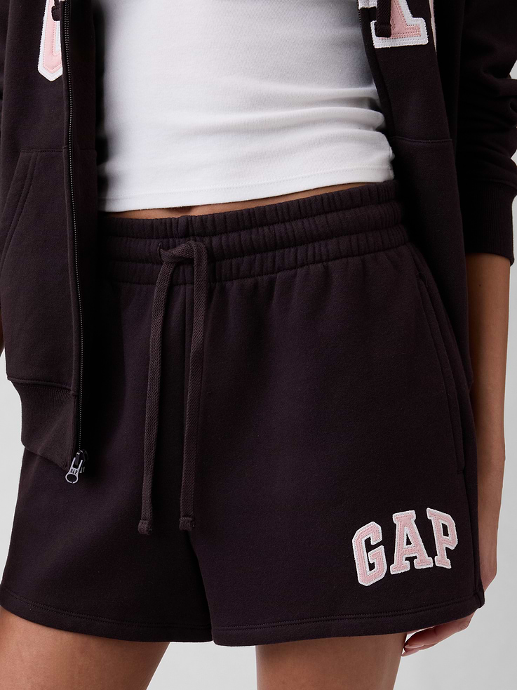 Image 4 of 5, Gap Logo Shorts
