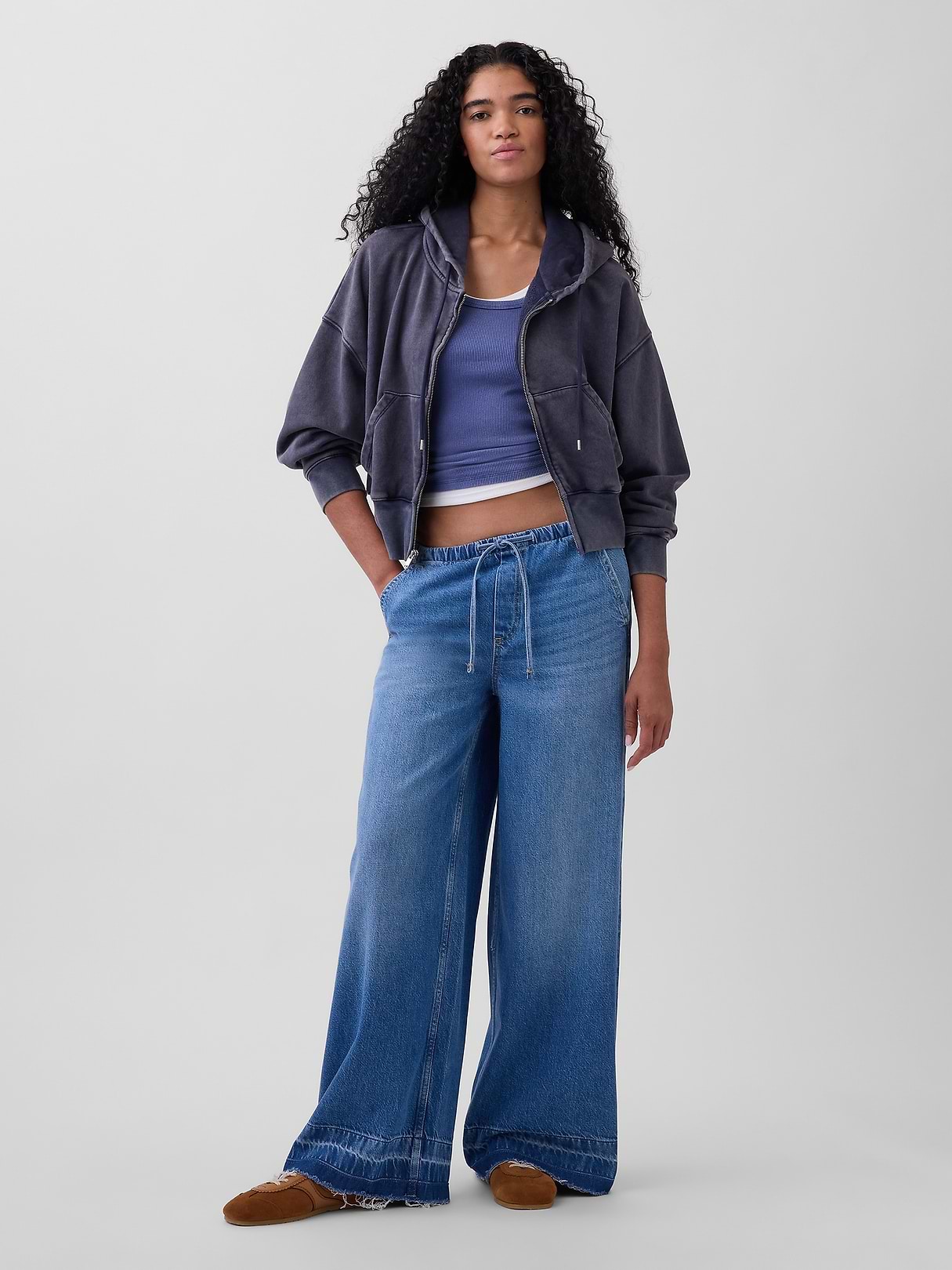 Mid Rise UltraSoft Easy Baggy Jeans | Gap
