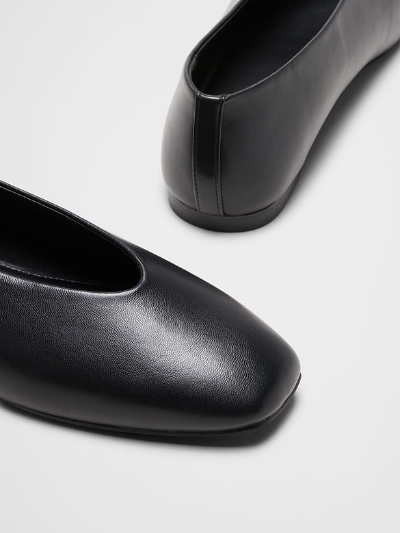 Ballet Flat
