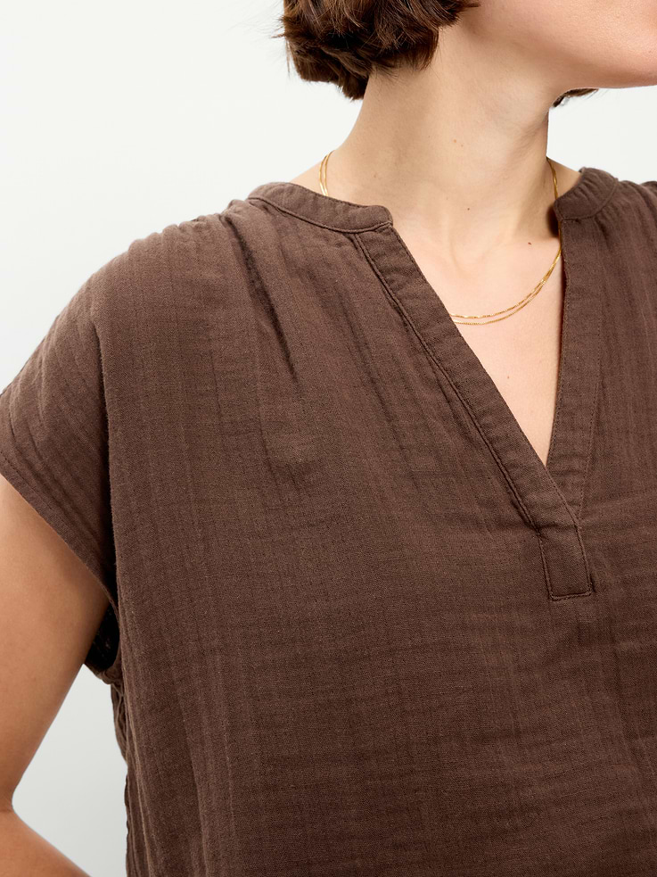 Image number 4 showing, Short-Sleeve Crinkle Gauze Popover Top
