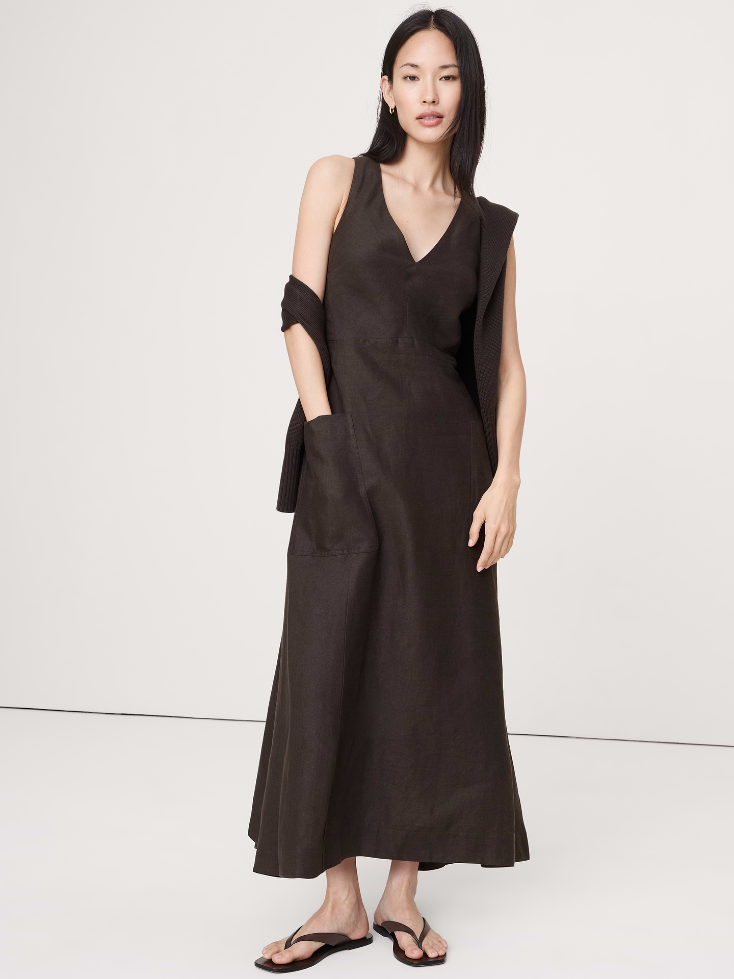 Image number 6 showing, Linen Pocket Maxi Dress