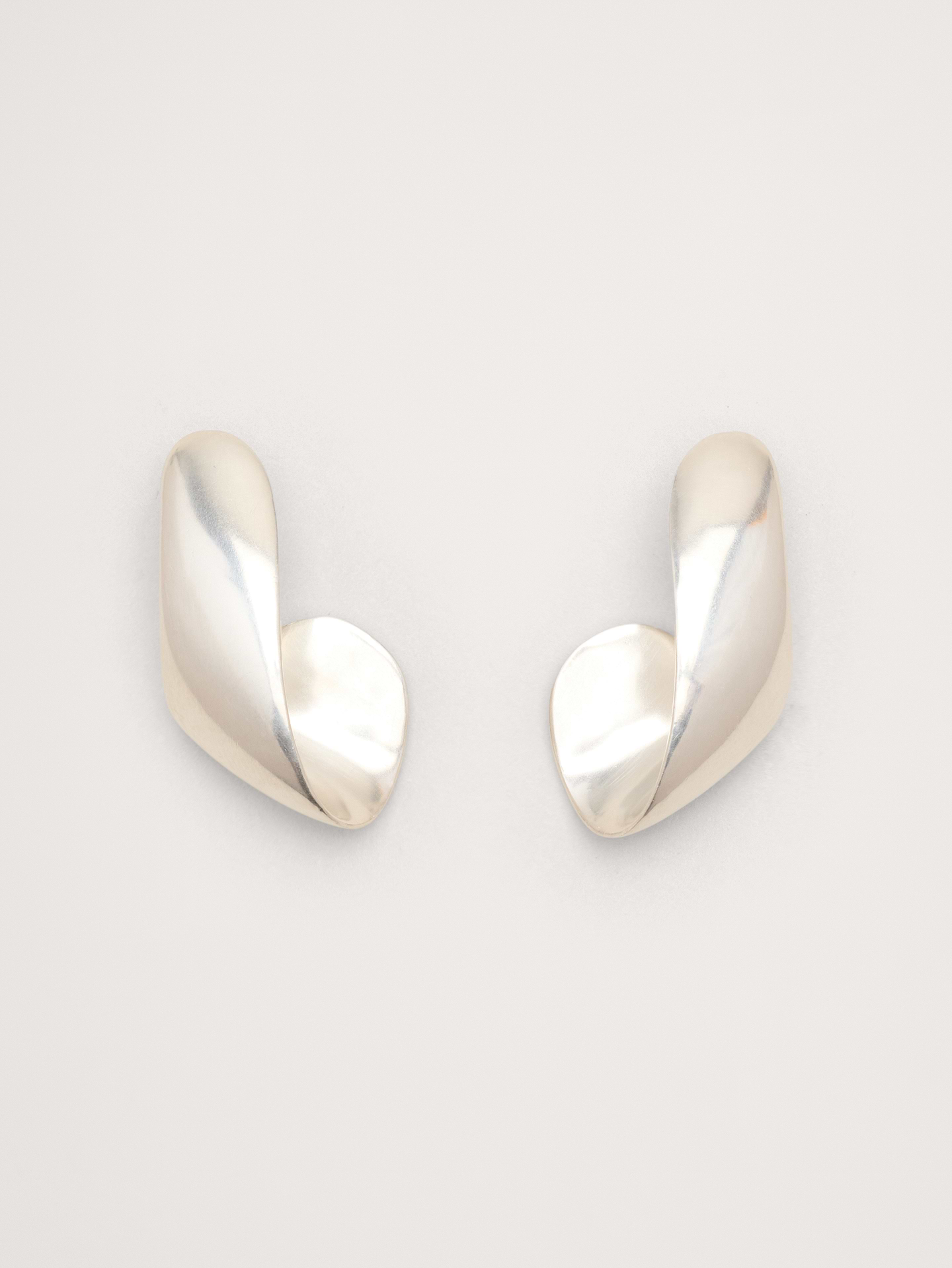 Image number 1 showing, Ribbon Dangle Earring