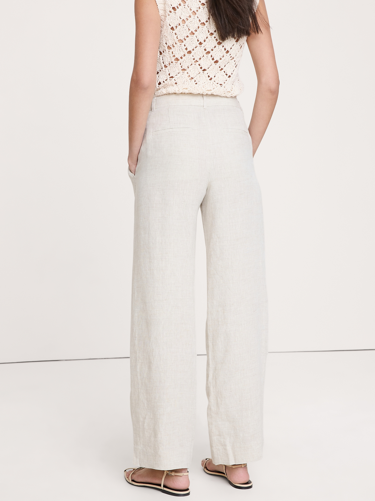 The Soho Wide-Leg Pant in Linen | Banana Republic