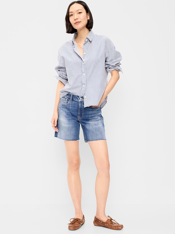 L'image numéro 1 présente Short OG en denim à taille haute à ourlet coupé, entrejambe de 7 cm
