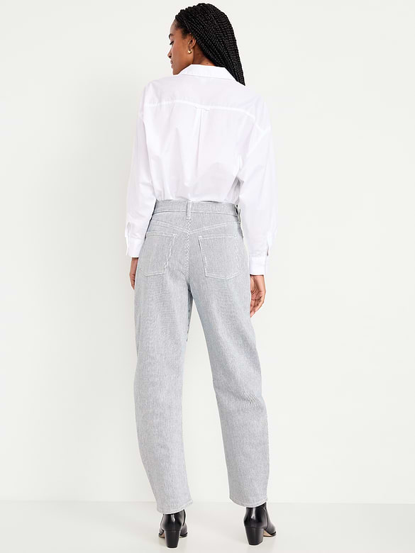 High-Waisted Baggy Barrel Jeans