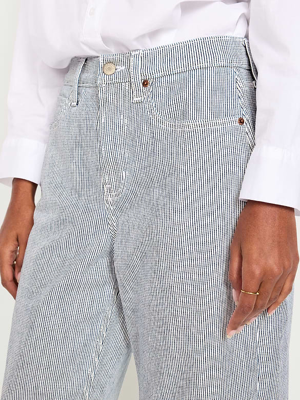 High-Waisted Baggy Barrel Jeans