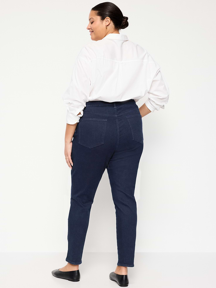 L'image numéro 8 présente Jean étroit à taille haute