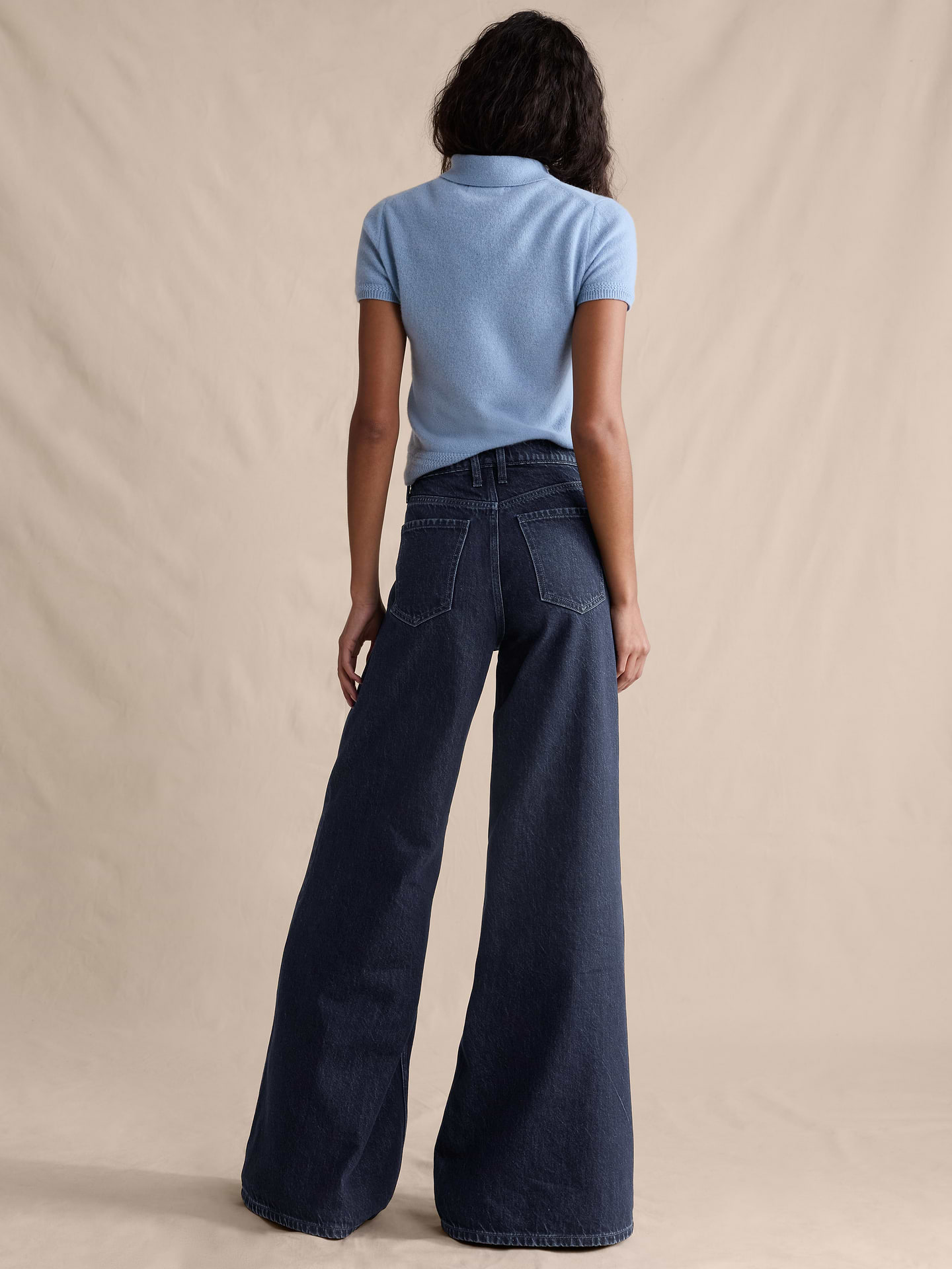 L'image numéro 2 présente Jean palazzo léger à jambe large à taille haute