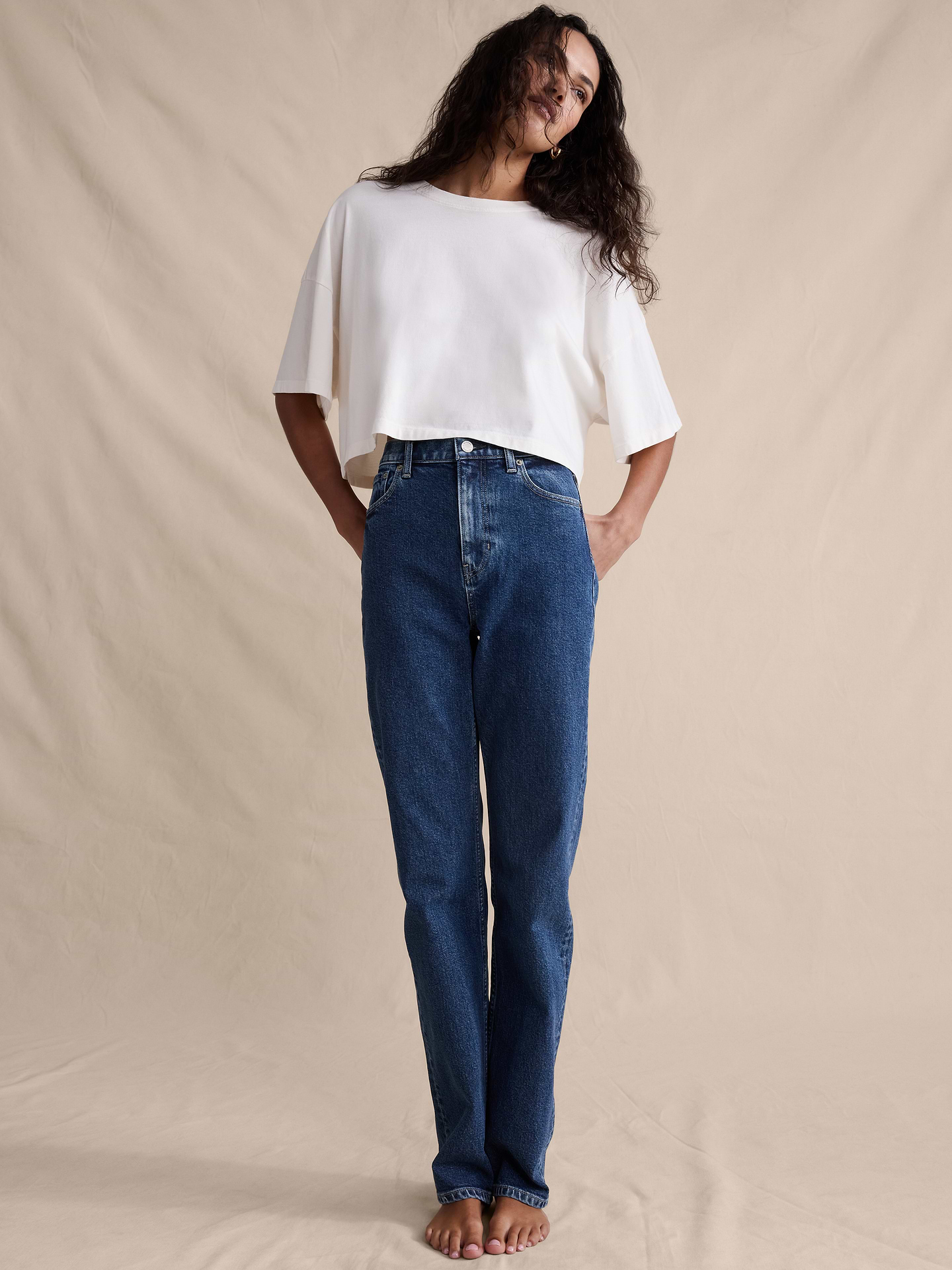 L'image numéro 5 présente Jean droit à taille haute des années 90