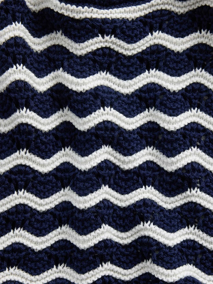 Image 4 of 5, Crochet Scoopneck Tank Top
