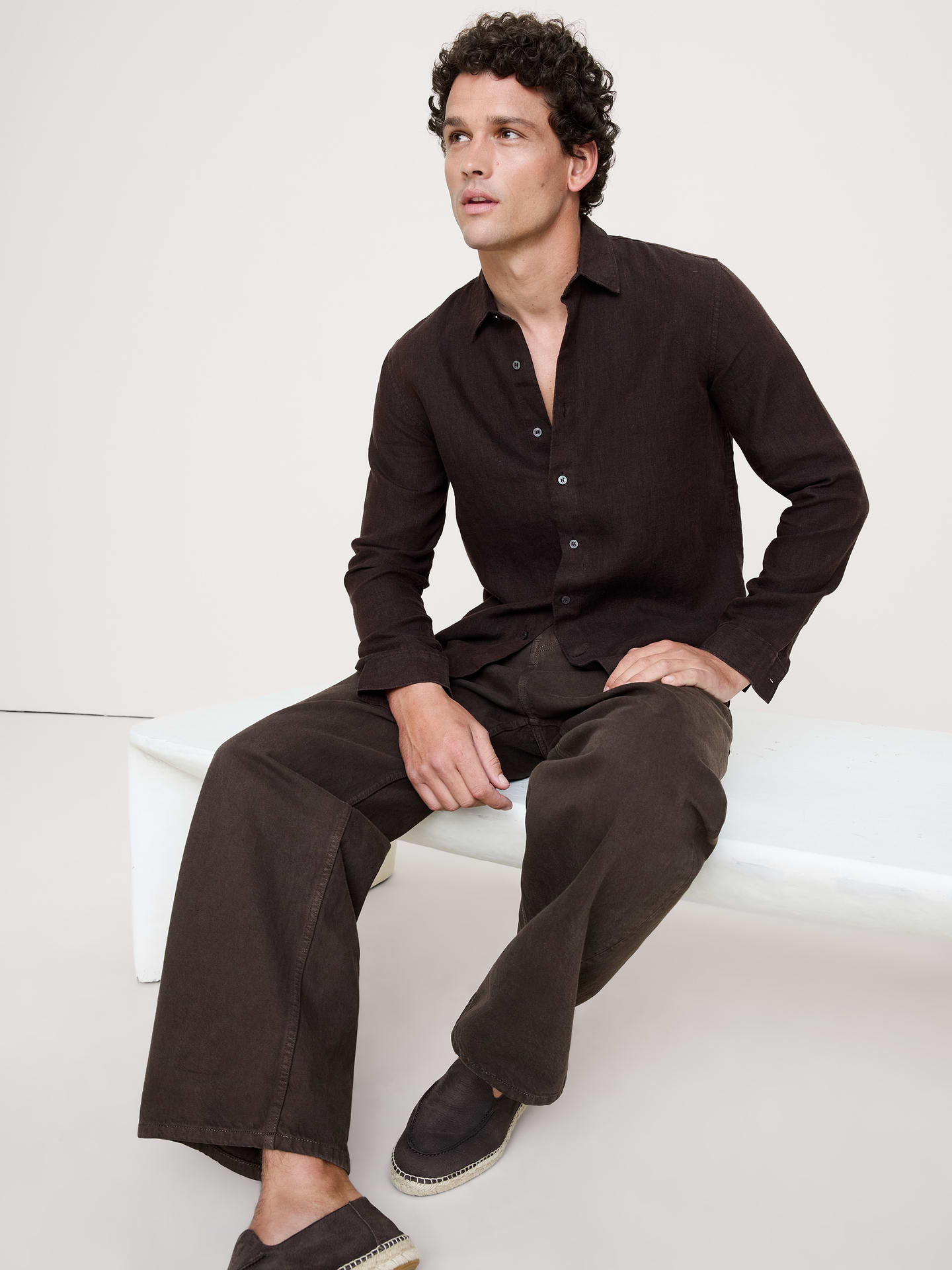 L'image numéro 1 présente Chemise standard en lin