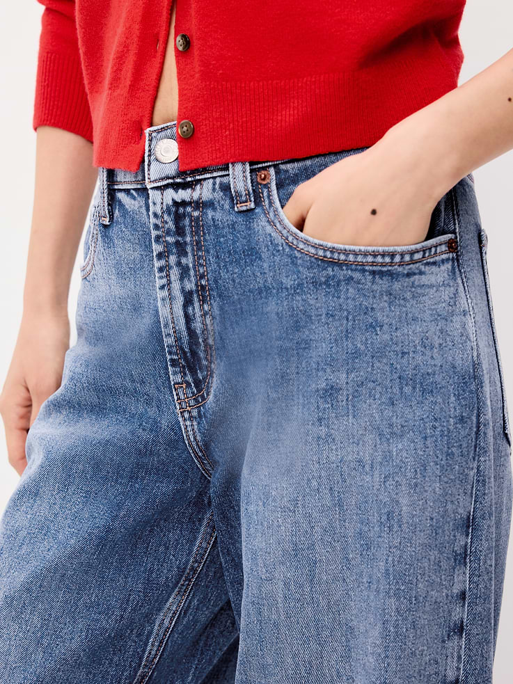 Image number 5 showing, High-Waisted Baggy Wide-Leg Stretch Jeans