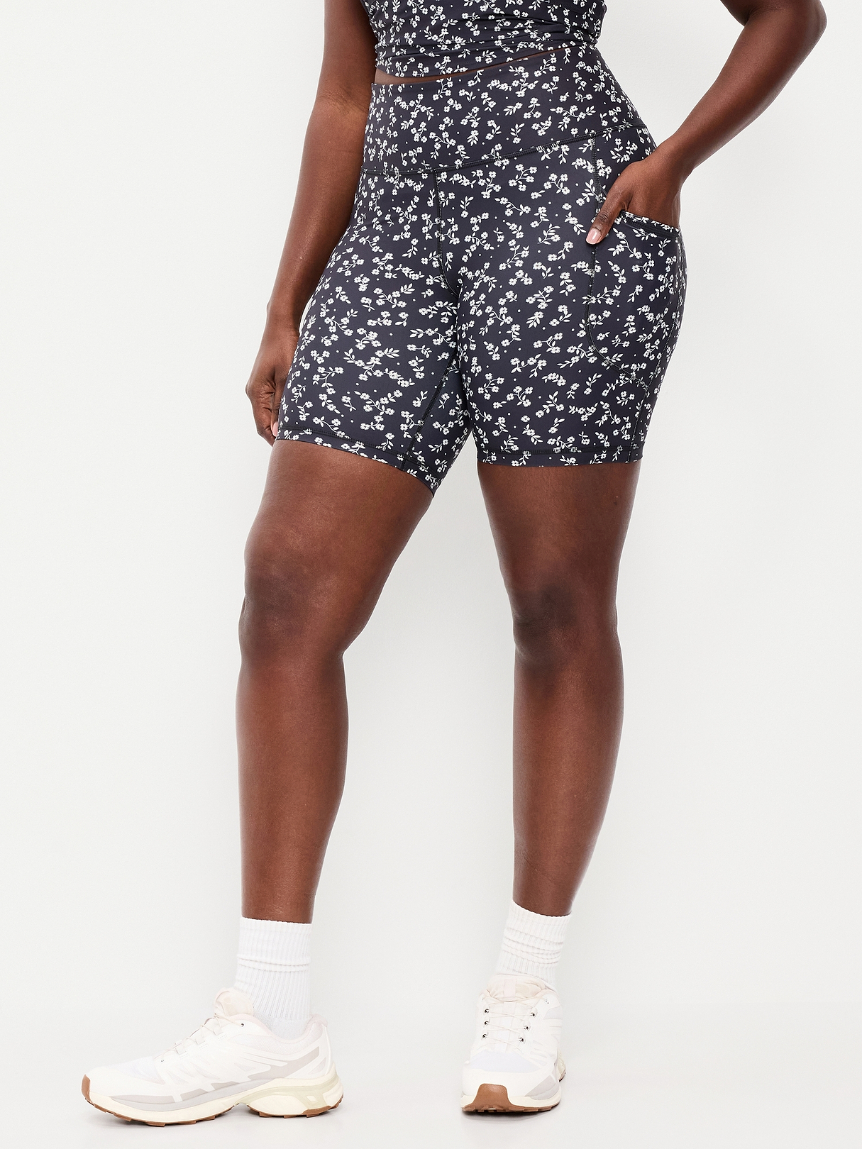 High-Waisted PowerSoft Biker Shorts -- 8-inch inseam | Old Navy