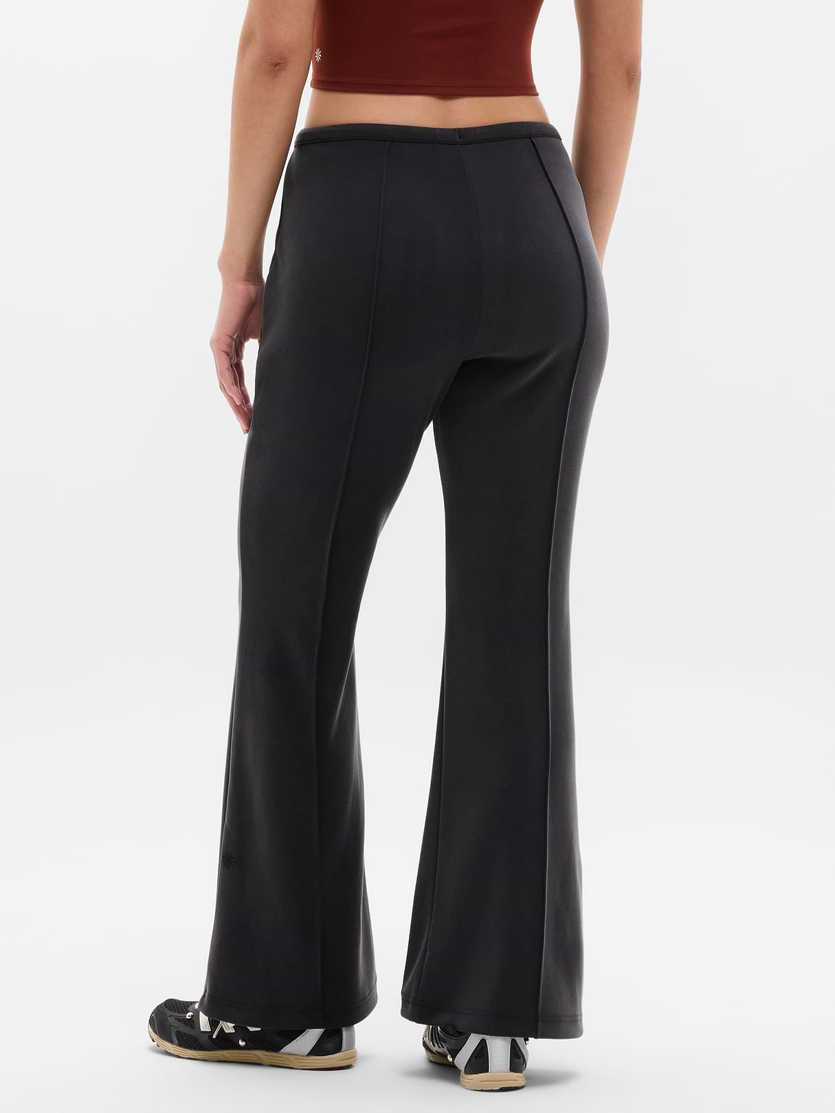Seasoft Pintuck Mid Rise Flare Pant | Athleta