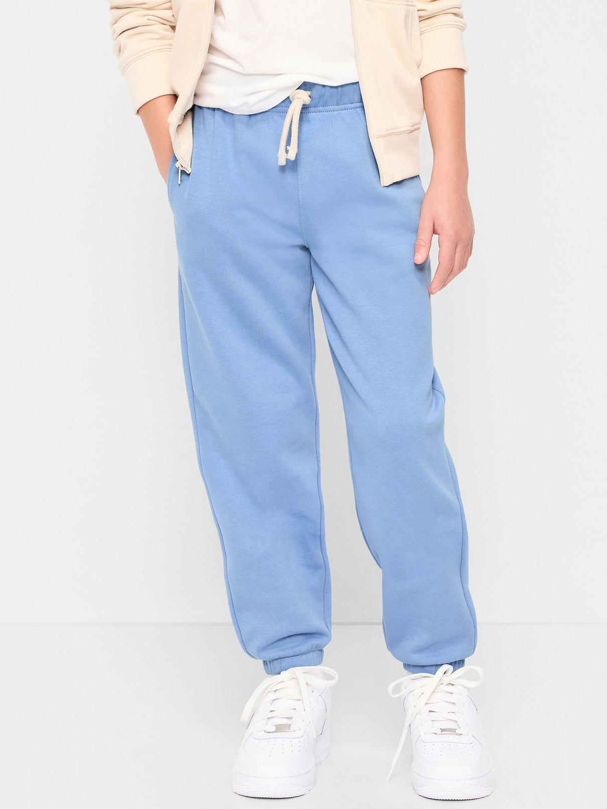 L'image numéro 1 présente Pantalon de jogging coupe généreuse en coton ouaté pour garçon