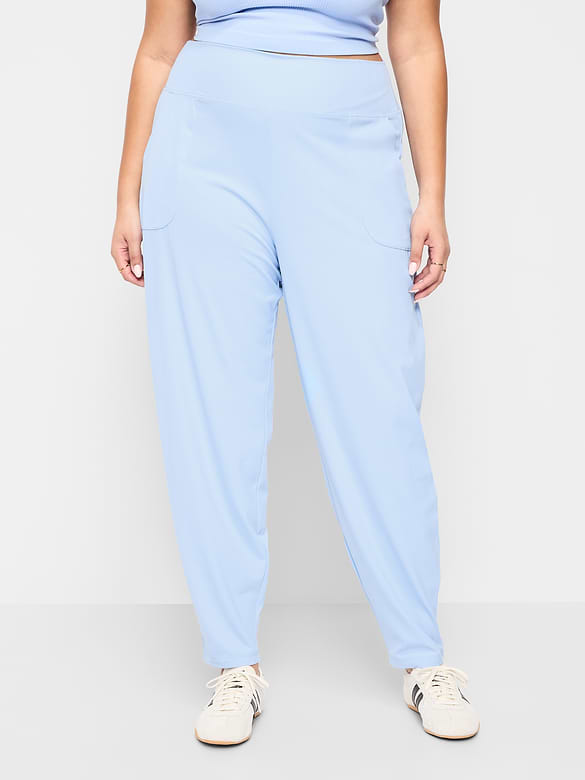 High-Waisted StudioSmooth Jogger