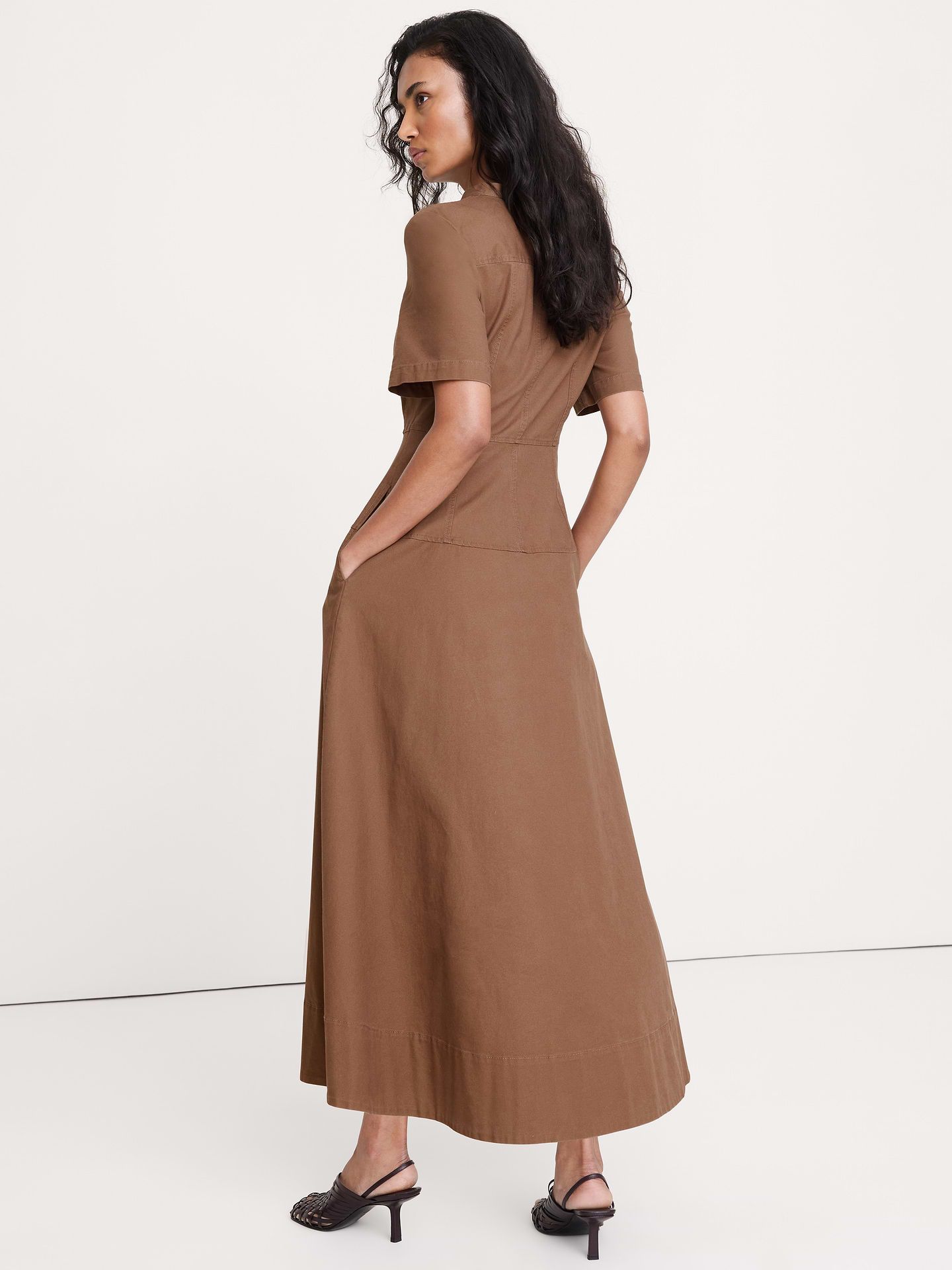 L'image numéro 3 présente Robe en toile de coton à glissière