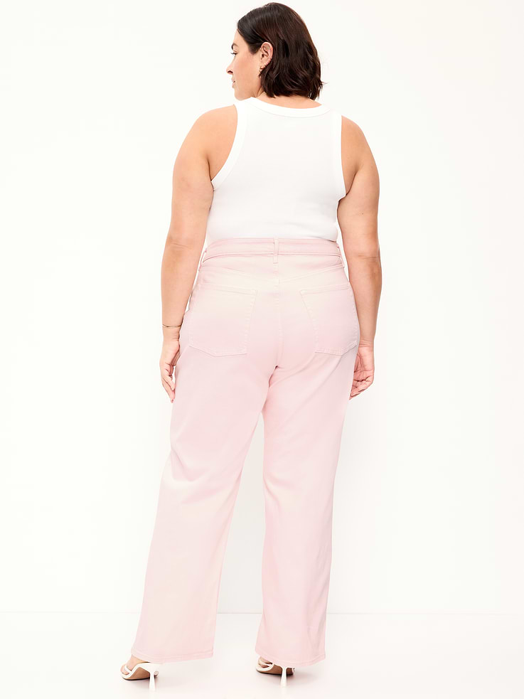 L'image numéro 8 présente Jean à jambe large et à taille très haute