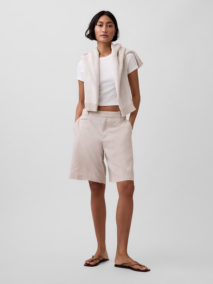Image number 1 showing, 9" Low Rise Linen-Blend Trouser Shorts